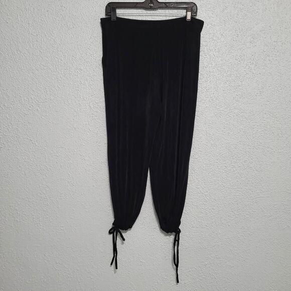 Chicos Travelers Womens Pull On Capri Jogger Pants Size M Basic Lounge Essential - Picture 2 of 5